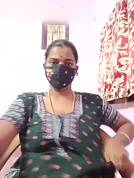 Snapshot of tamilratchasii chatting on 07.04.26 tamilratchasii online show from 07.04.26