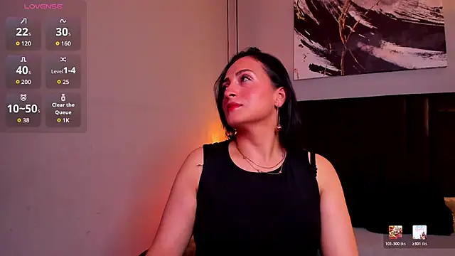 Snapshot of evazul chatting on 04.24.26 evazul online show from 04.24.26
