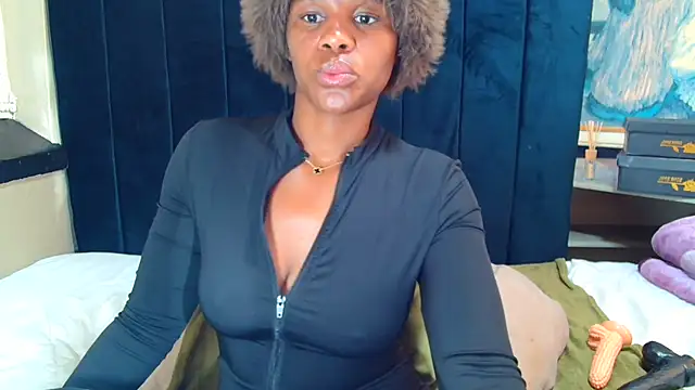 CaramelCandyxx online show from 07.03.26