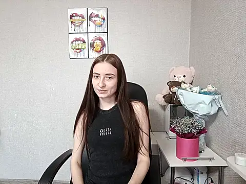 Linda Mur  online show from 04.04.26