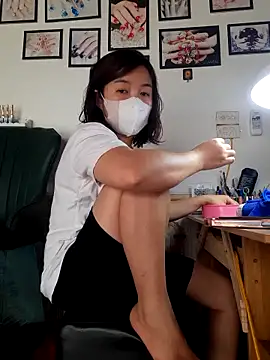 Snapshot of hana_2girl chatting on 03.31.26 hana 2girl online show from 03.31.26