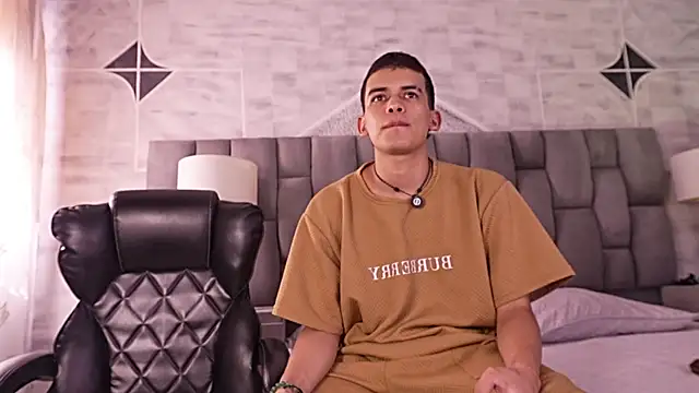 Snapshot of DrakoStone chatting on 03.28.26 DrakoStone online show from 03.28.26