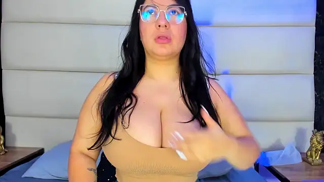 alice morris77 online show from 04.15.26