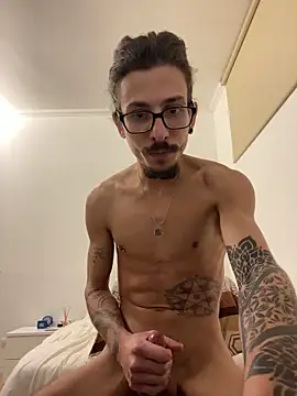 Snapshot of younghotcook chatting on 03.29.26 younghotcook online show from 03.29.26