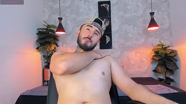 Snapshot of martin_foster_ chatting on 03.28.26 martin foster online show from 03.28.26