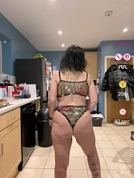 IvyBelleMilf online show from 05.19.26