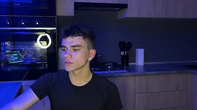 MaxWoolf online show from 05.29.26
