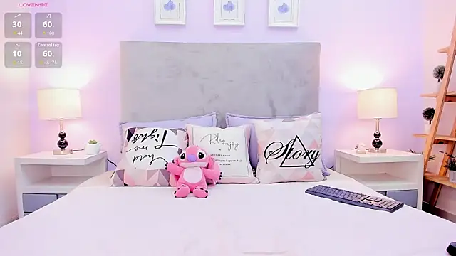 Snapshot of MAYTEMINAJ chatting on 07.28.26 MAYTEMINAJ online show from 07.28.26