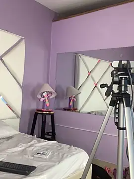 Snapshot of LeticiaVisconti chatting on 04.03.26 LeticiaVisconti online show from 04.03.26