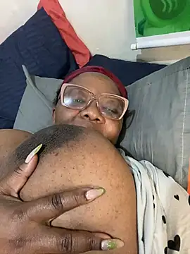 BoobsQueeen online show from 07.24.26