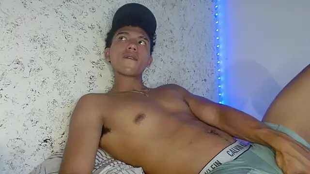 tonydesire  online show from 04.11.26