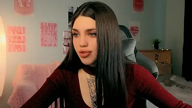 Snapshot of molly_rettyy chatting on 04.03.26 molly rettyy online show from 04.03.26