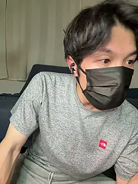 Snapshot of -YumaUemura- chatting on 05.06.26 -YumaUemura- online show from 05.06.26