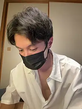 Snapshot of -YumaUemura- chatting on 05.19.26 -YumaUemura- online show from 05.19.26