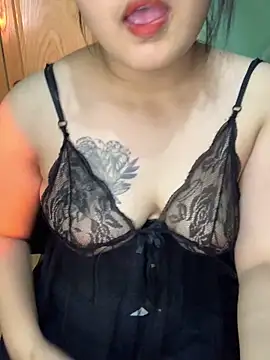 AngelaLuisaaTT online show from 04.13.26