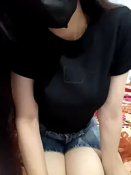 Snapshot of Anna_Lovelly chatting on 04.12.26 Anna Lovelly online show from 04.12.26