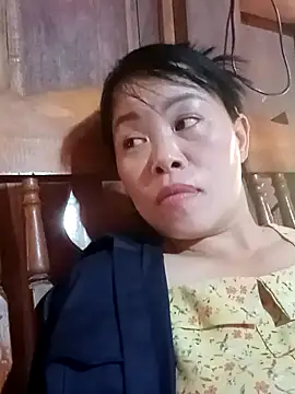 Snapshot of -Mani- chatting on 03.30.26 -Mani- online show from 03.30.26