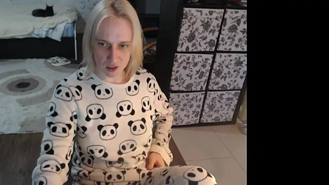 Snapshot of Sweet_hot_shrmp chatting on 04.23.26 Sweet hot shrmp online show from 04.23.26