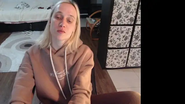 Snapshot of Sweet_hot_shrmp chatting on 05.28.26 Sweet hot shrmp online show from 05.28.26