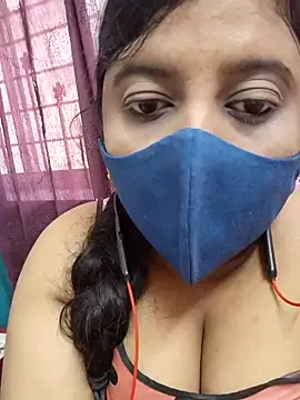 Snapshot of Tami-sonia chatting on 03.31.26 Tami-sonia online show from 03.31.26