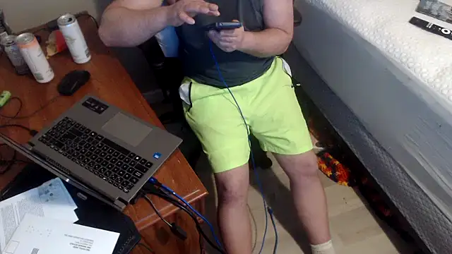 Snapshot of patmac131387 chatting on 04.04.26 patmac131387 online show from 04.04.26