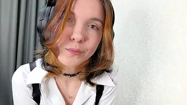 Snapshot of RubyBooby chatting on 04.07.26 RubyBooby online show from 04.07.26