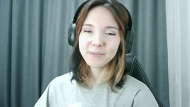 Snapshot of RubyBooby chatting on 04.27.26 RubyBooby online show from 04.27.26