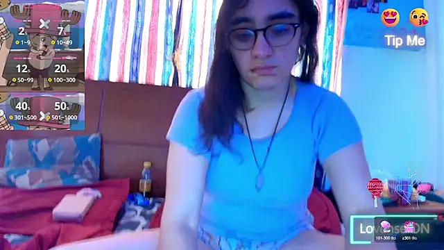 Snapshot of Ellaa_honey chatting on 05.27.26 Ellaa honey online show from 05.27.26