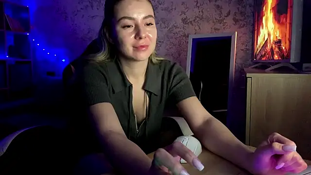 Snapshot of SandyKiss_ chatting on 04.03.26 SandyKiss online show from 04.03.26