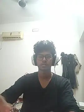 Snapshot of letsplaygame chatting on 07.21.26 letsplaygame online show from 07.21.26