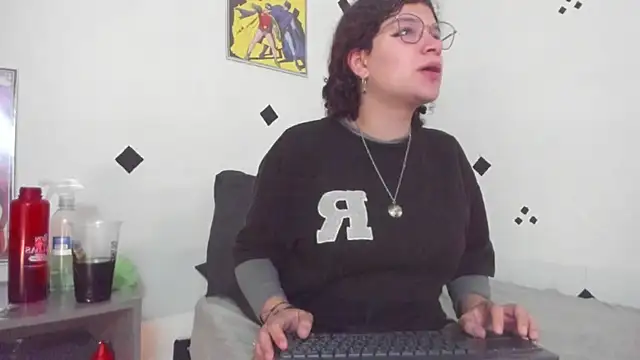 wendybeckett4 online show from 04.06.26