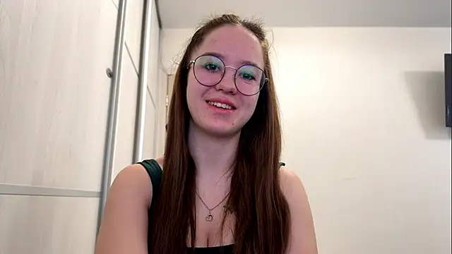 AriaGrand online show from 04.03.26