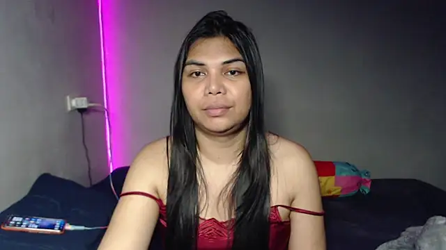 Snapshot of yourhotasiantrann chatting on 04.01.26 yourhotasiantrann online show from 04.01.26