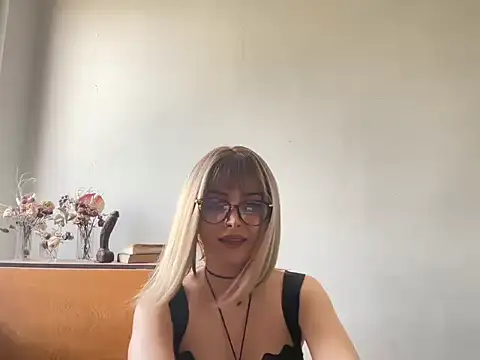 Calytrixx online show from 07.05.26