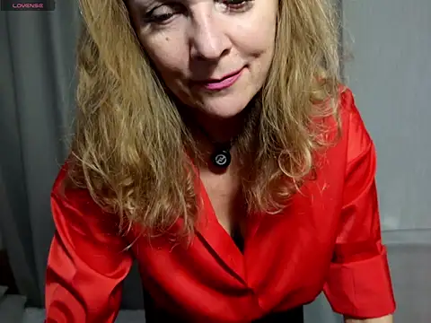 verywetforyou online show from 07.07.26