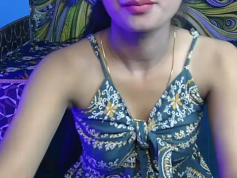 Snapshot of avni222 chatting on 05.31.26 avni222 online show from 05.31.26
