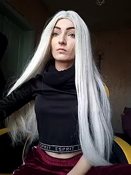 LaDaini online show from 04.01.26