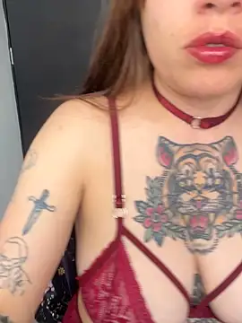 Snapshot of MartinaLorenss chatting on 04.17.26 MartinaLorenss online show from 04.17.26