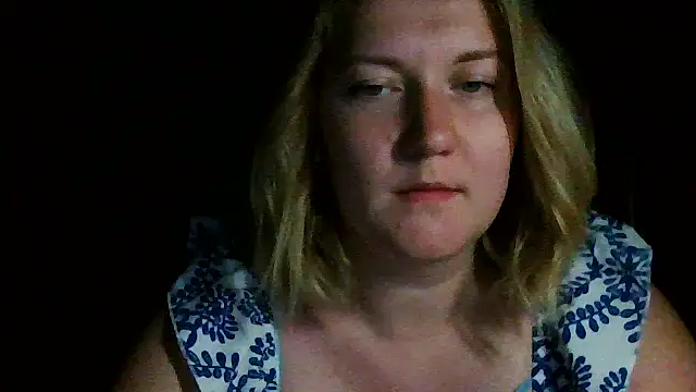 Snapshot of TinaKittyX chatting on 06.09.26 TinaKittyX online show from 06.09.26