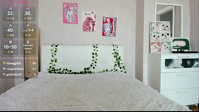 mooony light online show from 06.18.26