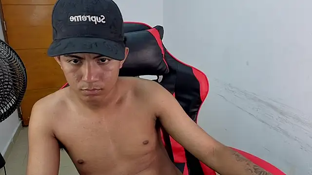 darknigthx online show from 04.13.26