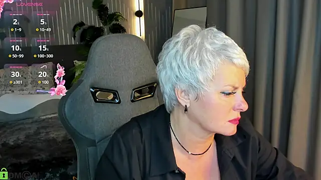 Linda Zef1r online show from 05.15.26