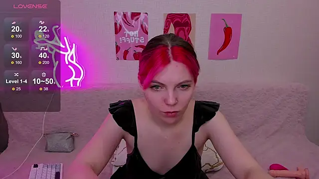 Snapshot of Marie_Reyess chatting on 05.19.26 Marie Reyess online show from 05.19.26