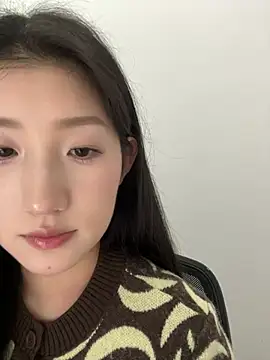 Snapshot of Mina_ovo chatting on 04.12.26 Mina ovo online show from 04.12.26