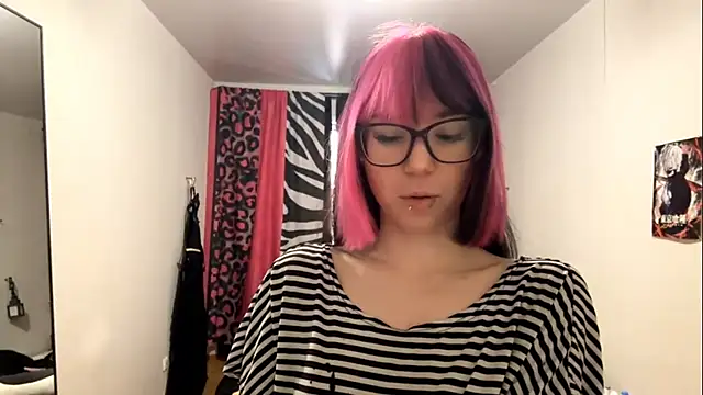 WifeAileen online show from 04.07.26