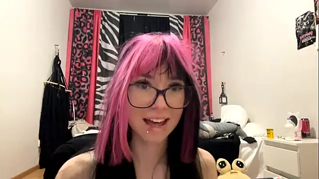 WifeAileen online show from 05.25.26
