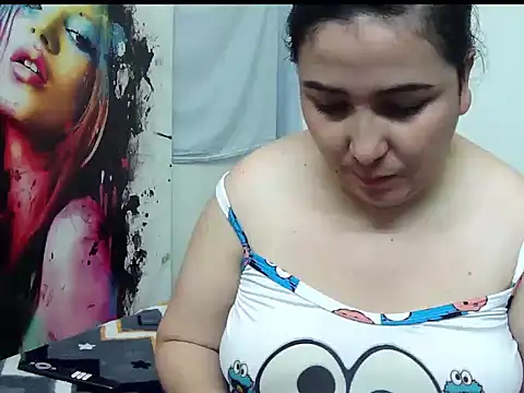 Snapshot of ZoeThorner chatting on 04.16.26 ZoeThorner online show from 04.16.26