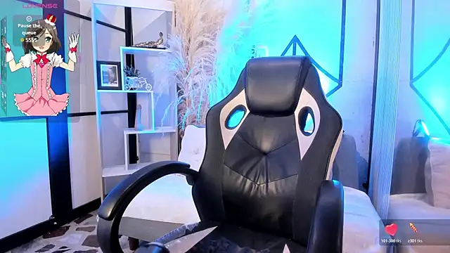 Snapshot of LexiAdamss chatting on 04.09.26 LexiAdamss online show from 04.09.26