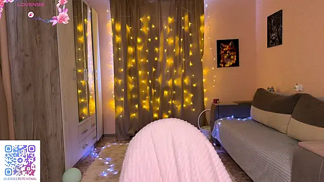 PlayfulLea online show from 06.09.26