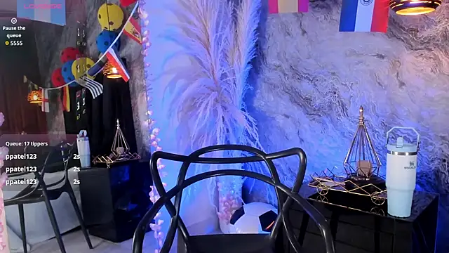 Kendall Rous  online show from 07.14.26